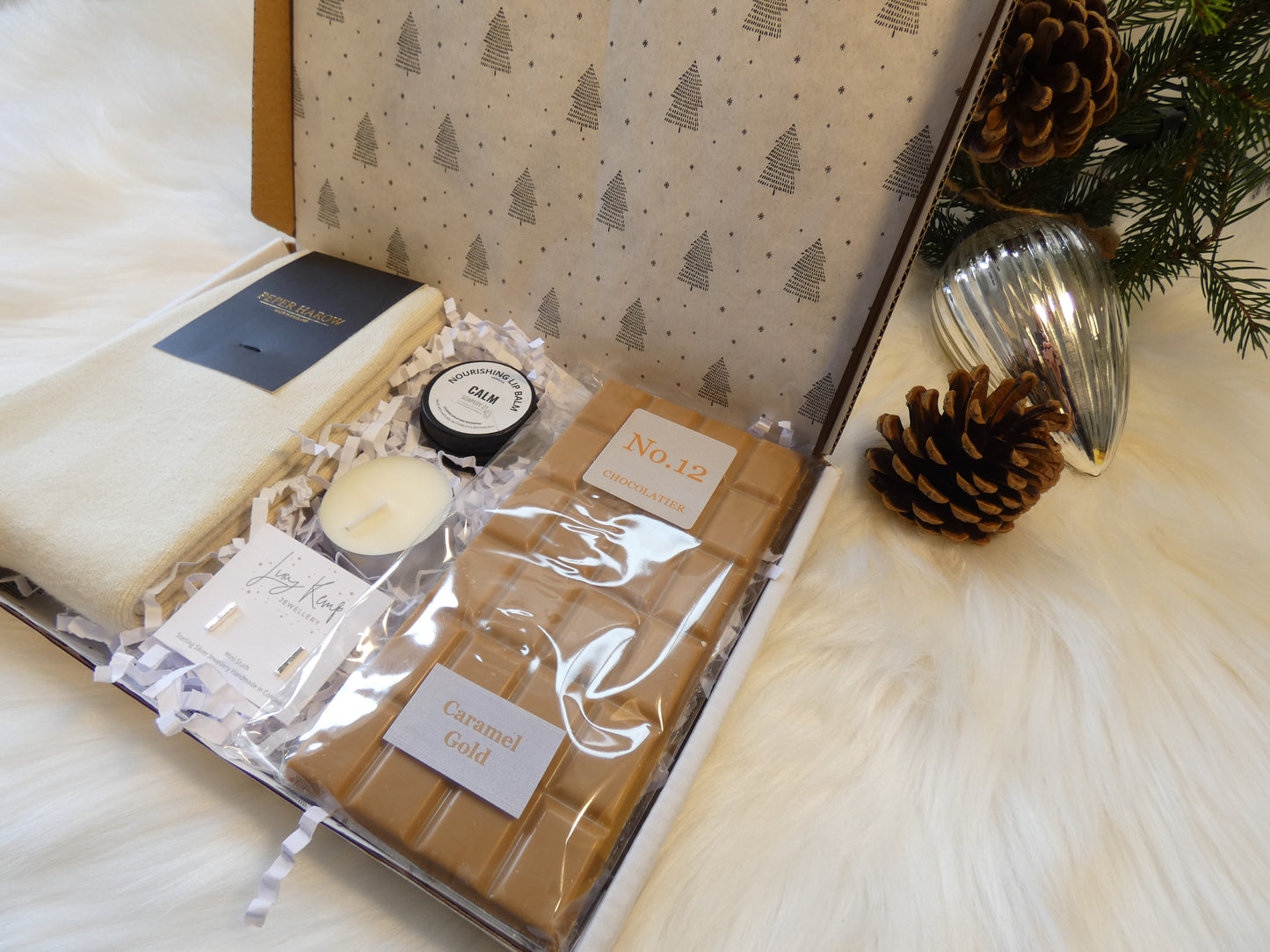 CHRISTMAS JOY POSTAL GIFT BOX *PRE ORDER VIA EMAIL*