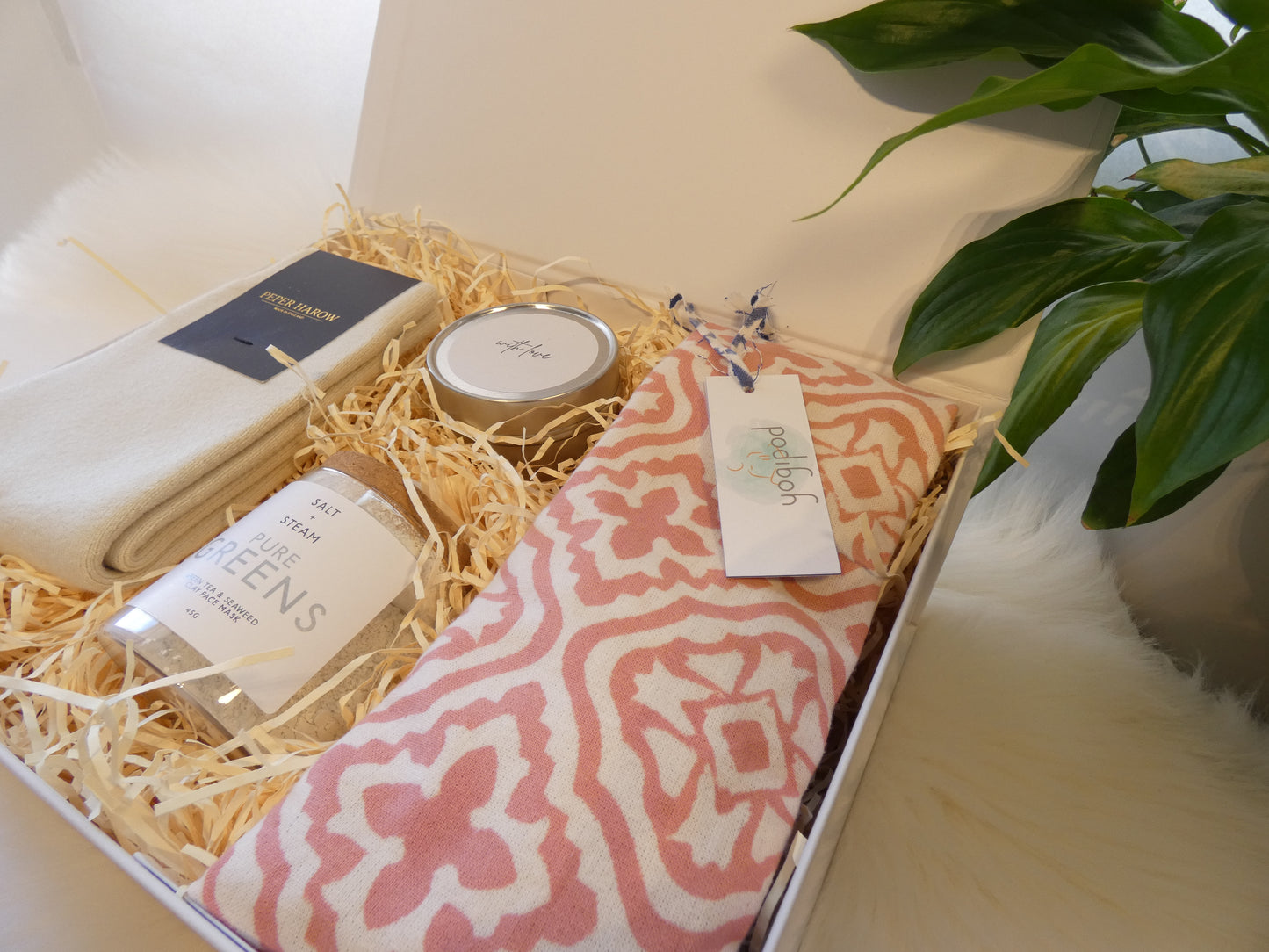 HUSH LUXURY GIFT BOX