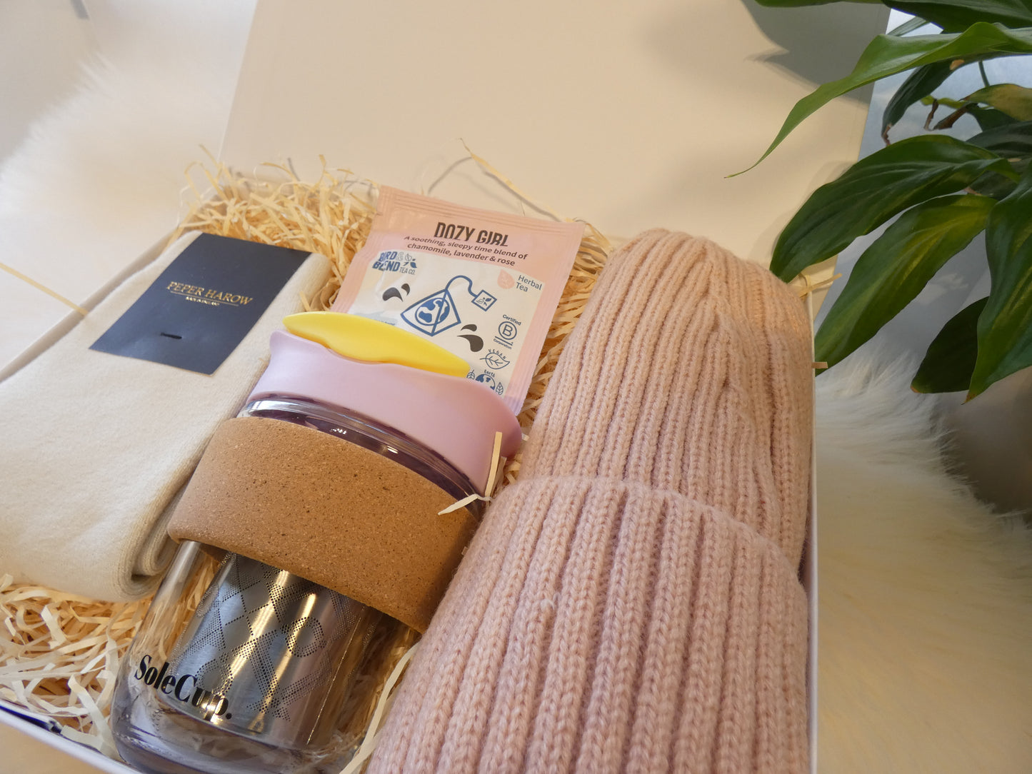WILD SWIM LUXURY GIFT BOX IN PINK & BLUE