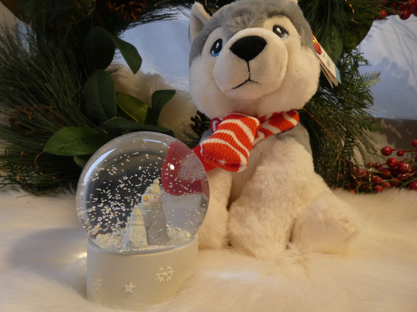 CHILDRENS CHRISTMAS EVE LUXURY GIFT BOX   *RETURNING FOR CHRISTMAS 2025*