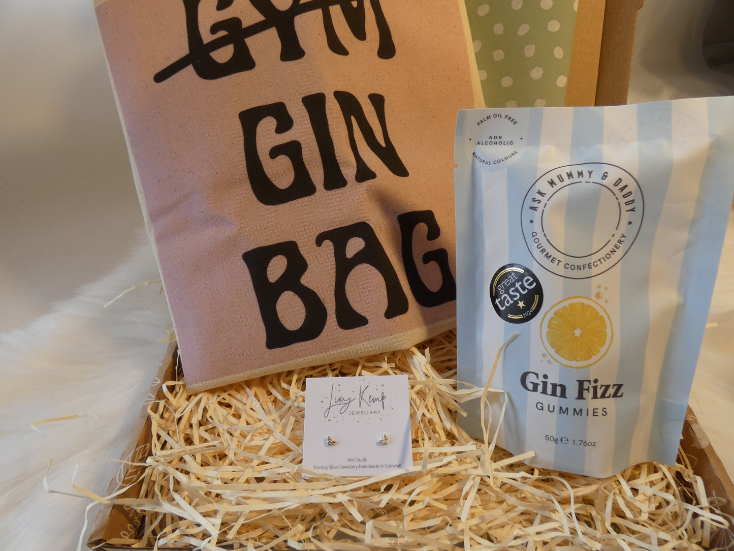 GIN LOVERS POSTAL GIFT BOX