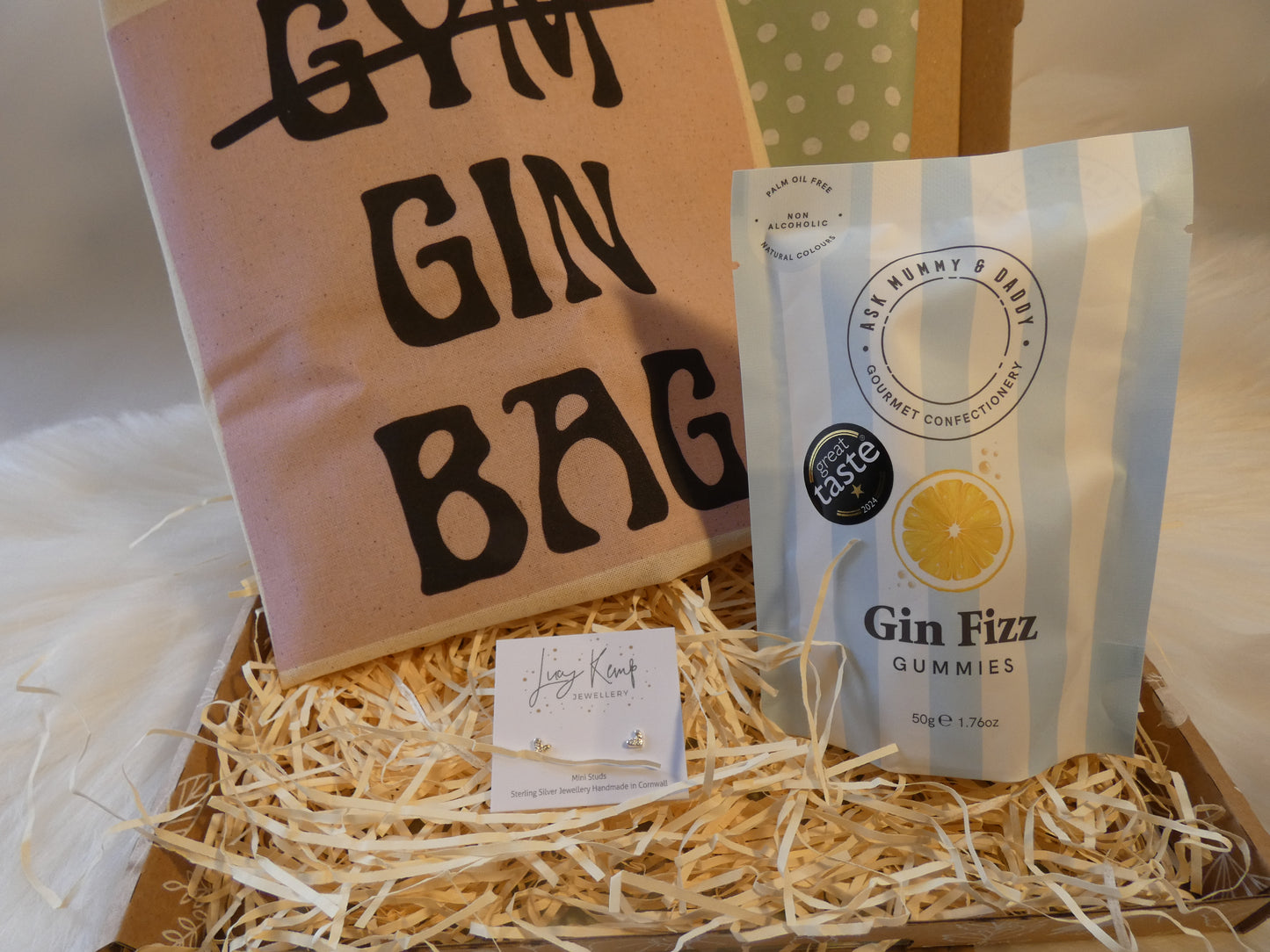 GIN LOVERS POSTAL GIFT BOX