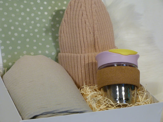 AFTERNOON STROLL LUXURY CASHMERE GIFT BOX
