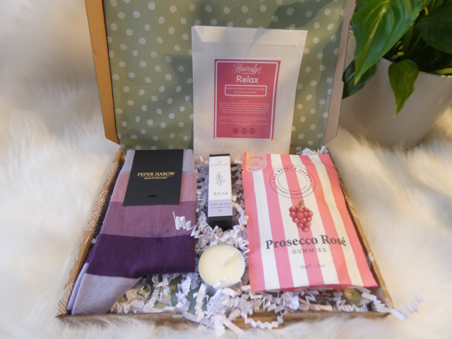 LILAC LULL POSTAL GIFT BOX