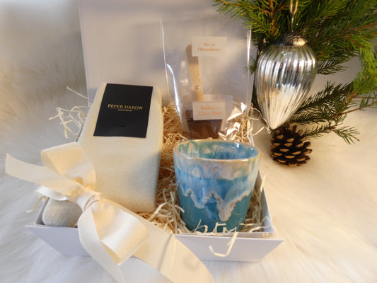 HYGGE HUG LUXURY GIFT BOX