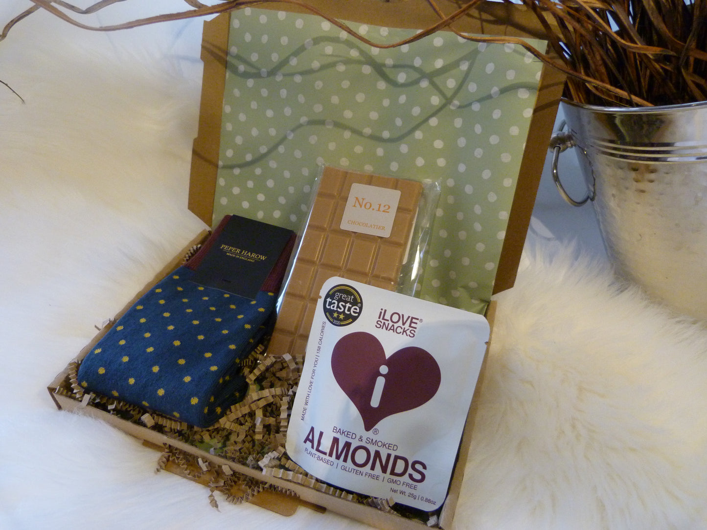 MENS SOCK & SNACK POSTAL GIFT BOX   LAST FEW LEFT!!!!!